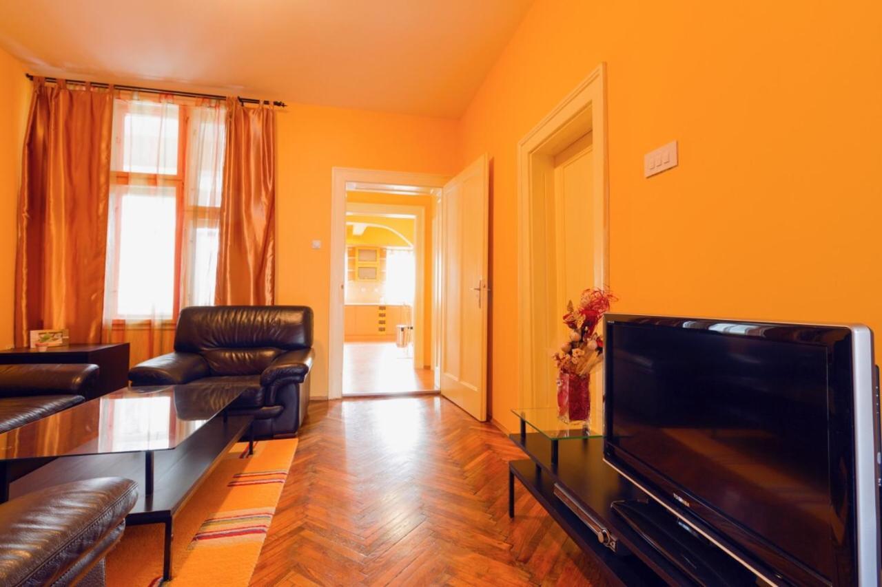Apartment Sofija นิส ภายนอก รูปภาพ